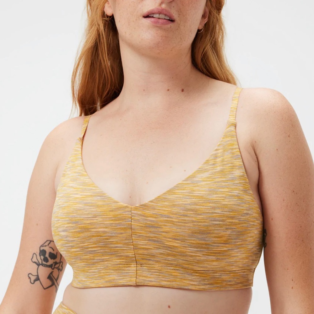 SOLD Outdoor voices yellow sports bra / bralette